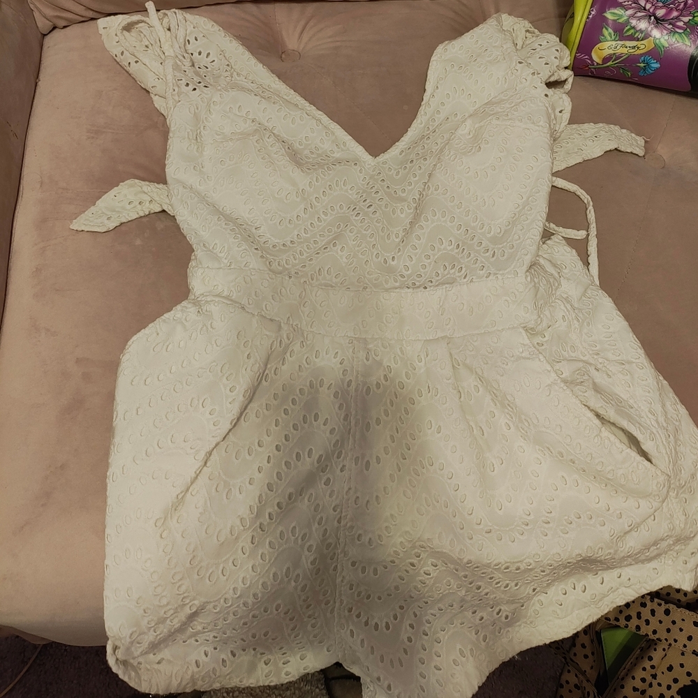 White jumper shorts body suit